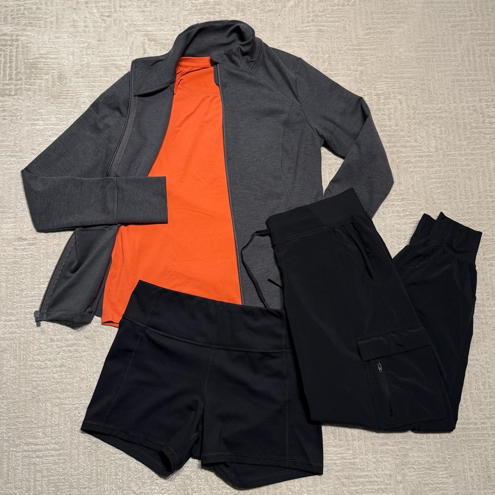 All in Motion Activewear Workout Set jacket shirt shorts joggers Women’s Medium - Picture 1 of 16